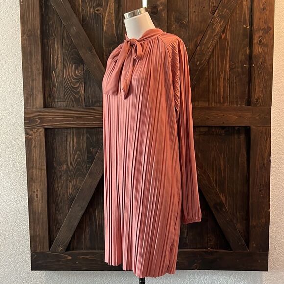 Zara Long Sleeve Dusty Pink Pleated Dress Sz-Medium - Picture 6 of 13